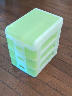Amazon Plastic 3-Drawer Stackable Organizer - Light Green & White